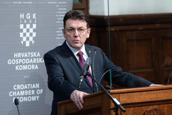 HGK: Veliki gospodarski i dru&scaron;tveni značaj ugradnje dizala u zgrade