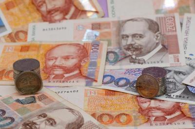 HNB: U studenom ubrzan rast kredita poduzećima na 2,2 posto na godi&scaron;njoj razini