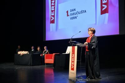 Svečana sjednica Senata Sveučili&scaron;ta VERN&lsquo; i dodjela počasnog doktorata Mati Graniću