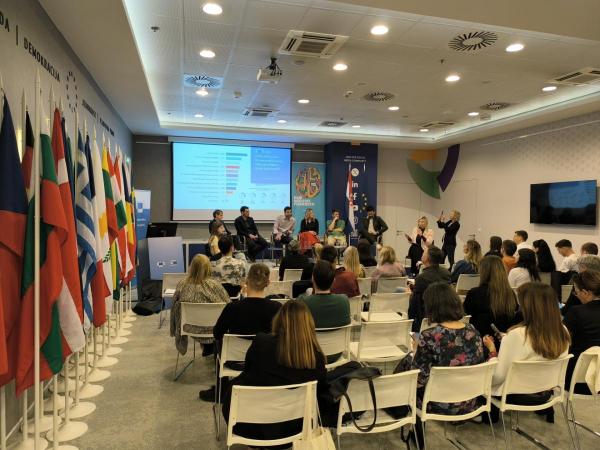 Održan panel ‘Europa, mladi i medijska pismenost‘, Ciboci Perša za MS: Medijska pismenost treba biti predmet u školama