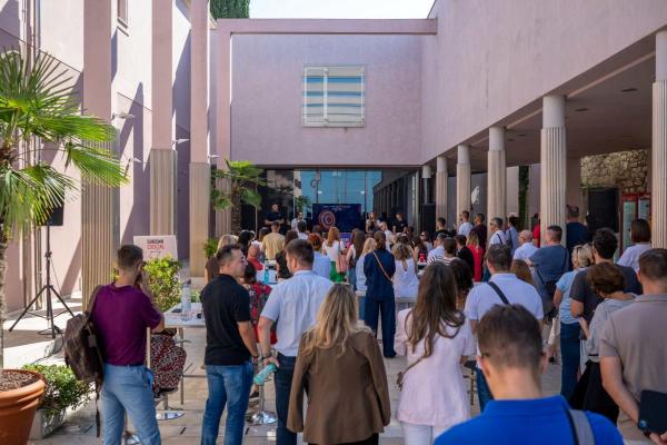 Rovinj će i ove godine, u sklopu legendarnog Weekend.19 ugostiti najznačajnije vizionare i tehnolo&scaron;ke stručnjake, ali pod novim, ambicioznijim imenom: Tech.Weekend.