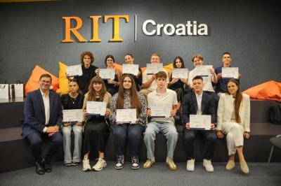 Podijeljeni certifikati polaznicima četvrte generacije Youth Business Camp Adria Zagreb, poslovnog kampa za mlade