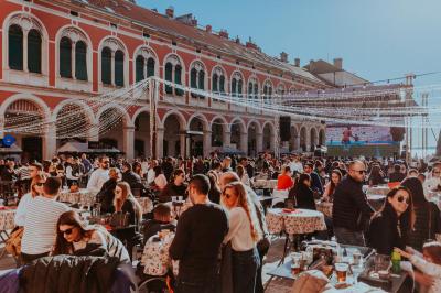 Sve je spremno za proslavu pobjede Vatrenih, a Splićane ovog vikenda očekuje te&scaron;ka odluka