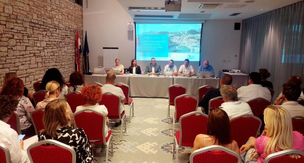 U Zadru održan koordinacijski sastanak s turističkim zajednicama Zadarske županije