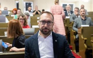 Oporba otvorila ključna pitanja u Gradskoj skupštini, Tomašević odbacio optužbe o kadroviranju