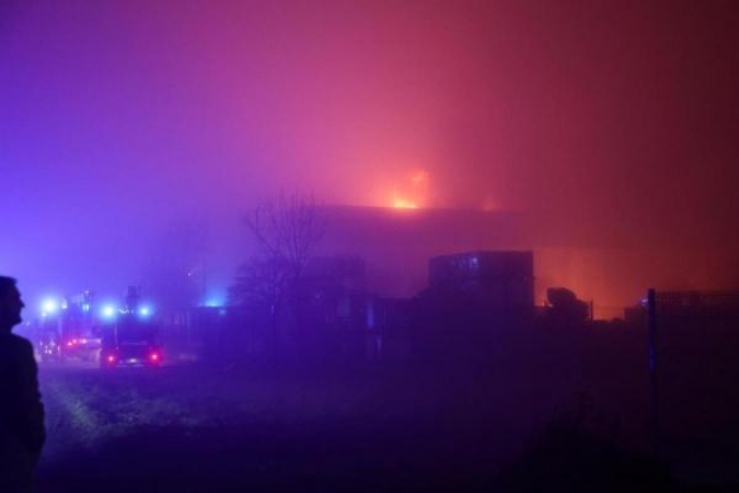 Sinković za MS: Požar u tvrtki CIAK pod kontrolom, bit će ugašen tokom dana, okolno stanovništvo upozoreno da ne otvara prozore