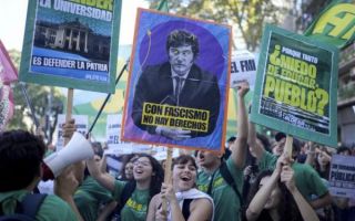 Ogromni prosvjedi u Argentini protiv rezova u obrazovanju