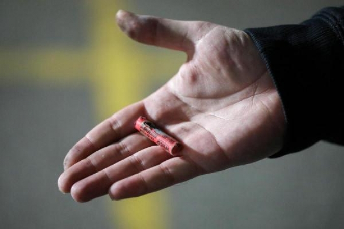 Dječak teško ozlijeđen nakon eksplozije petarde, Policija upozorava: Pirotehnička sredstva nisu igračke, uzrokuju teške ozljede