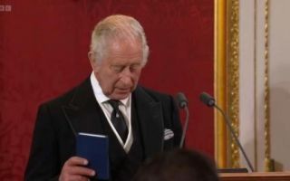 Kralj Charles vraća se javnim dužnostima