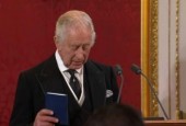 Kralj Charles vraća se javnim dužnostima