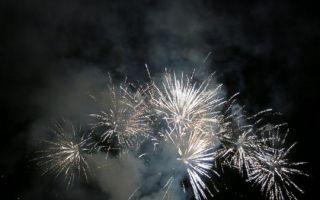 Do 1. siječnja dozvoljena upotreba pirotehnike F2 i F3 kategorije, osim petardi i redenika