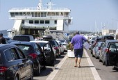 Toplinski val ne posustaje, baš kao ni gužve na hrvatskim prometnicama