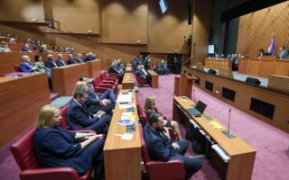 Zastupnici se vraćaju u saborske klupe, glavna tema aktualca bit će izbor čelnika Vrhovnog i sudaca Ustavnog suda